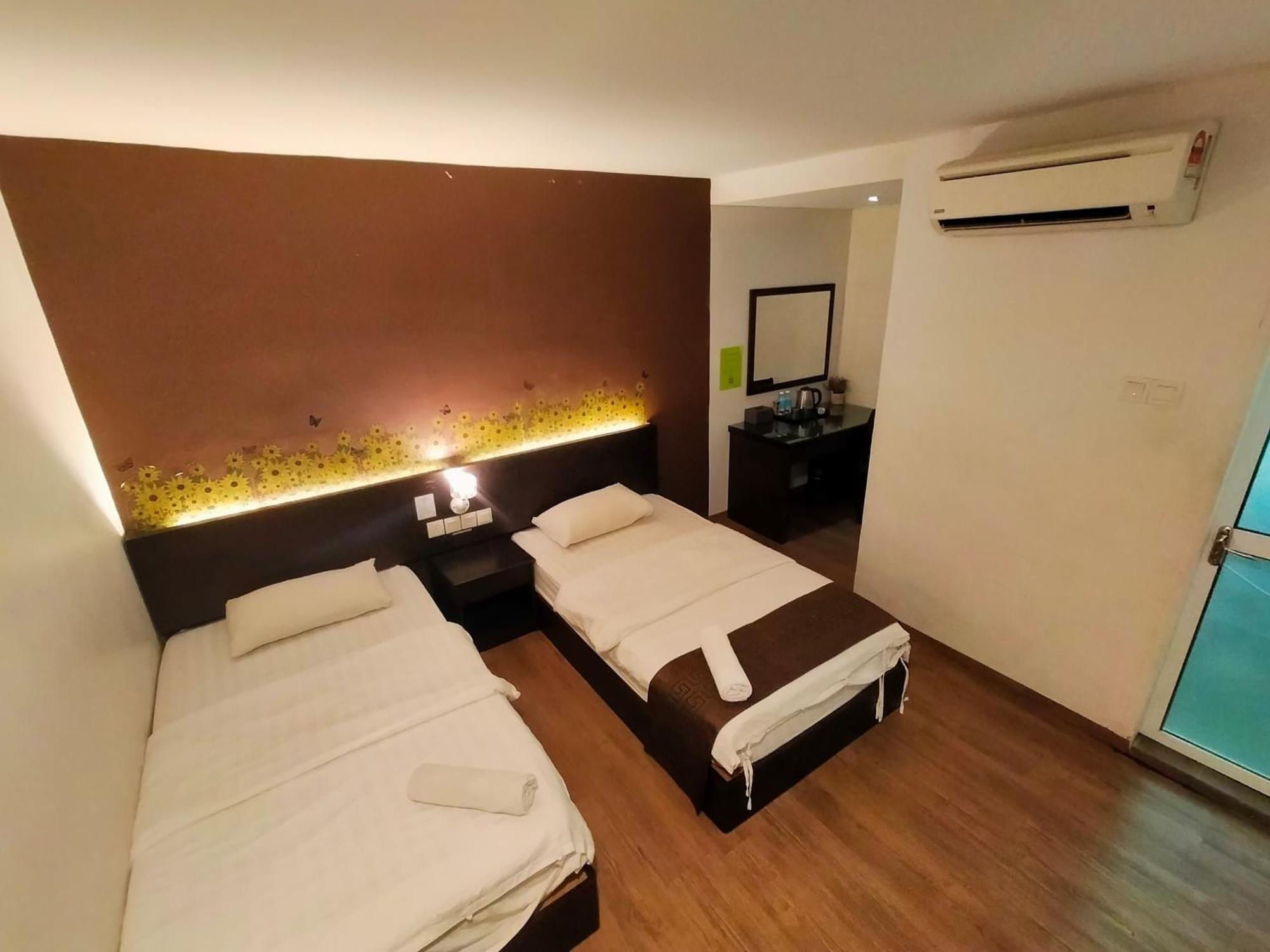 מואר The Grace Hotel מראה חיצוני תמונה